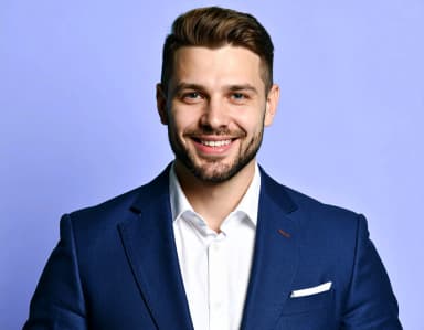 Zdjęcie polecanego pośrednika z opiniami 5/5 gwiazdek