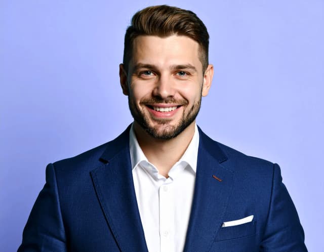 Zdjęcie polecanego pośrednika z opiniami 5/5 gwiazdek